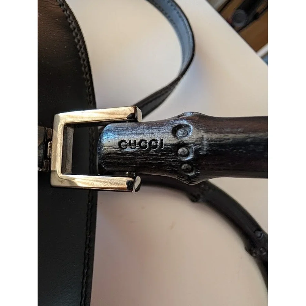 Gucci Vintage‎ Black Leather Bamboo Handle Satchel Crossbody Bag 000-0836 001364